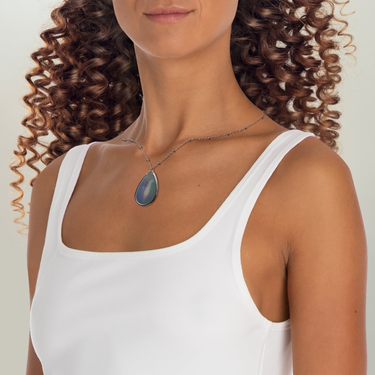 Oval Teardrop Photo Pendant Necklace — Personalized Oval Locket Necklace